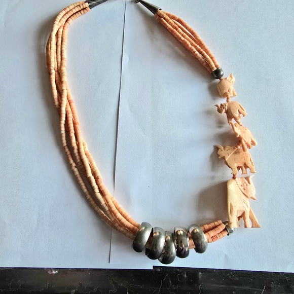 Vintage elephant necklace pink peach silver tone boho bohemian tribal - Picture 5 of 16